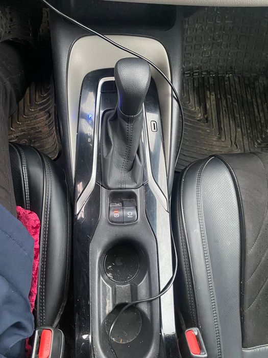 Продам срочно автомобиль