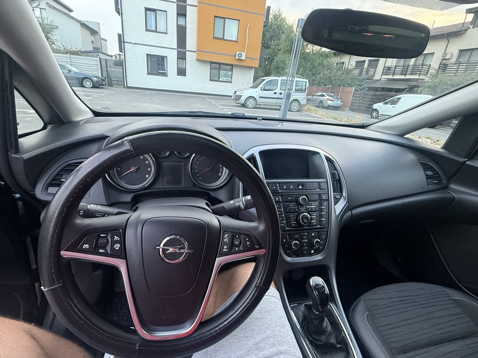 Vand opel astra j