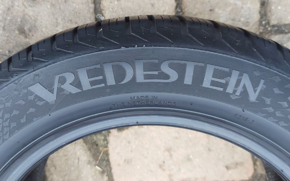 Set 2buc 175/65 R15 84H Vredestein Quatrac 5 M+S iarnă