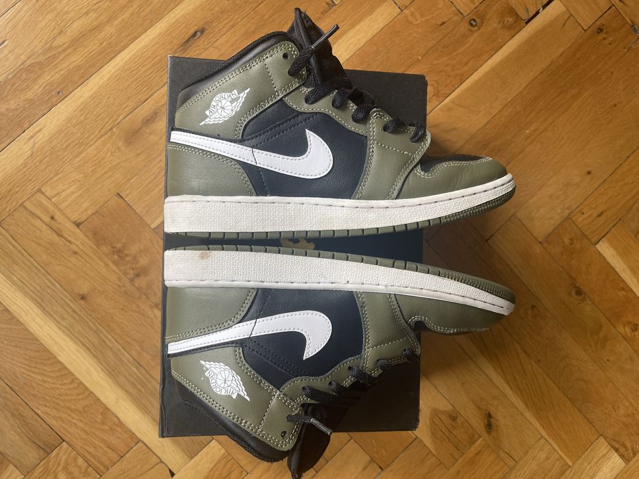 Air Jordan 1 MID (GS) размер 38