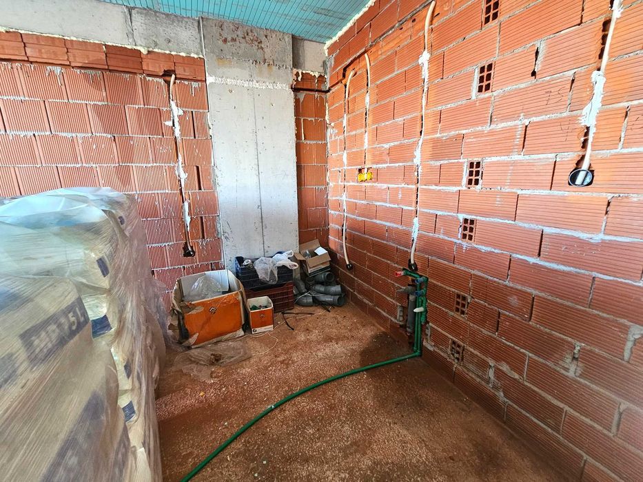 ЗА ПРОДАЖБА 73 кв.м. мезонет в НЕА ПЕРАМОС на Кавала (код 8175)