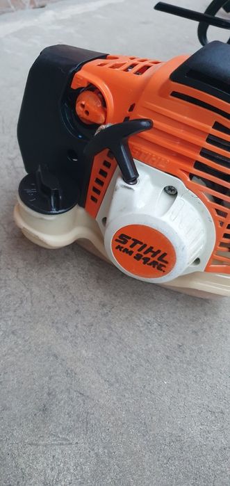 Motocoasa multifuncțională pe benzină stihl KM.94 RC.