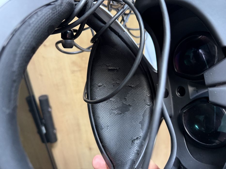 Ps4 + 2x controller + VR + 2x controller move