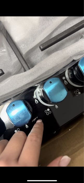 Варочная поверхность Leadbros