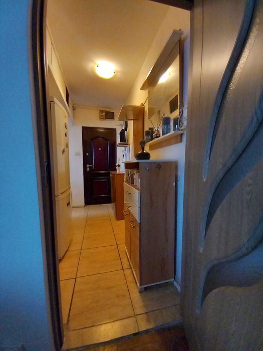 Proprietar vand apartament 3 camere la 1 minut de Spitalul Județean