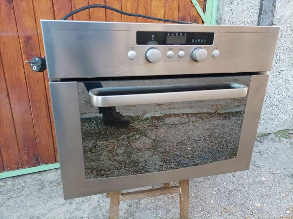 Комбинирана фурна с микровълнова за вграждане Whirlpool