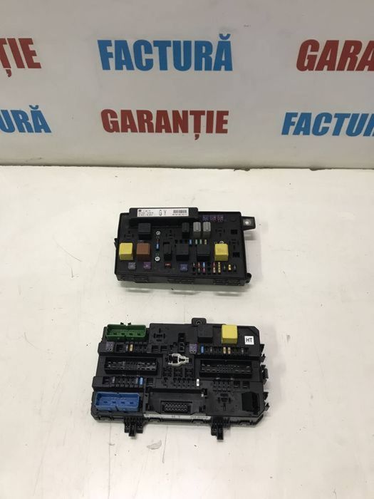 Panou relee sigurante 1.6 i benzina Opel Astra H 13 222 173 HT
