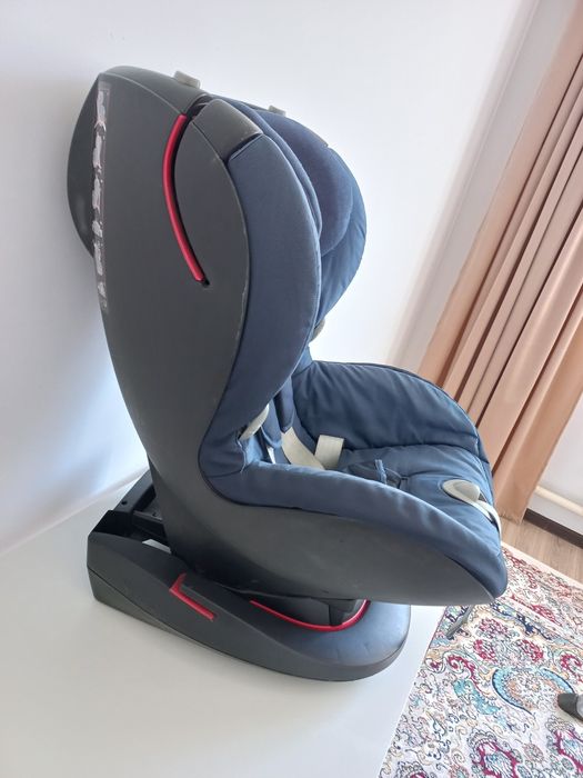 Детское автокресло Maxi cosi