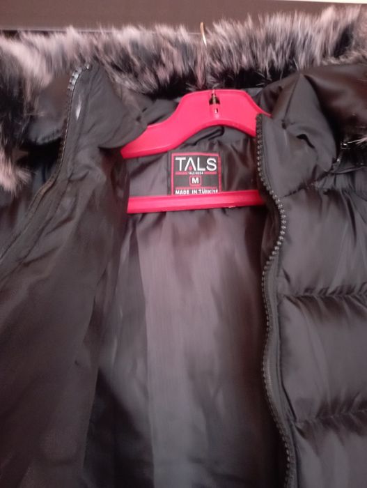 Дамско зимно яке черно