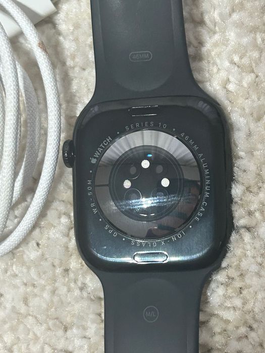 Apple Watch Series 10 46 mm Black – Stare foarte bună, baterie 92% + 2 curele bonus