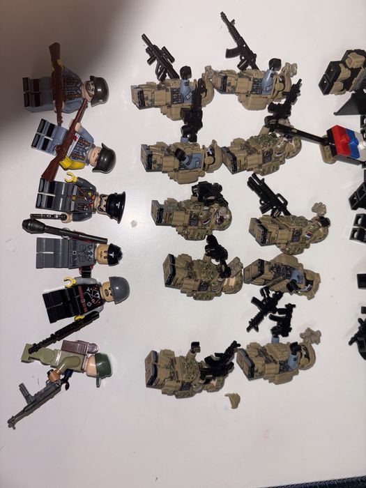 Продам лего минифигурки не ориг