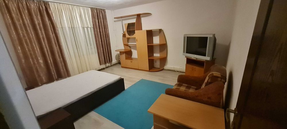 Inchiriez apartament 2 camere, zona Promed, disponibil imediat