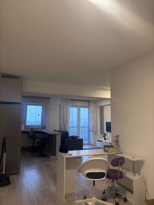 Inchiriez apartament 2 camere