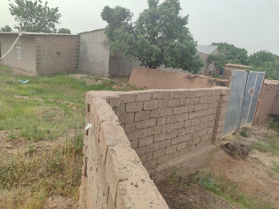 Gʻuzor tumanidan Uy sotiladi