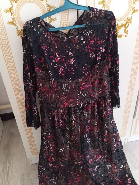 Продается платье