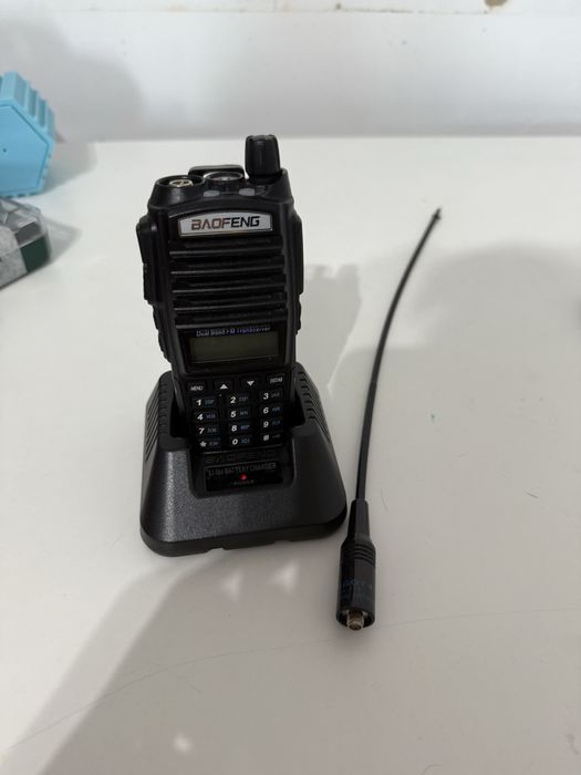 Statie Radio VHF UHF Baofeng