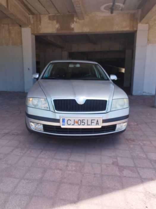 Skoda Octavia berlina 2005