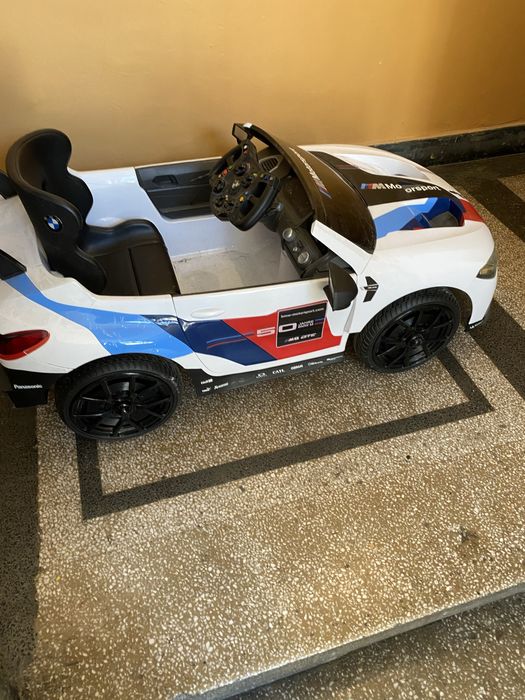 Акумулаторна  детска количка