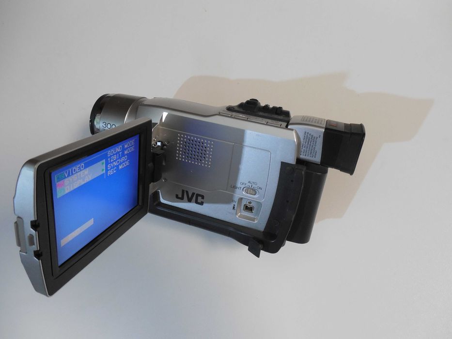 Vand camera video miniDV  JVC GR-DVL450E