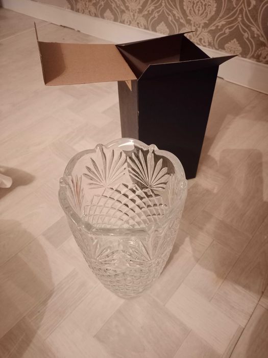 Ваза хрустальная