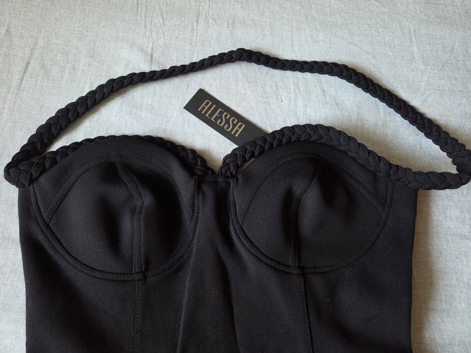 Черна рокля Alessa