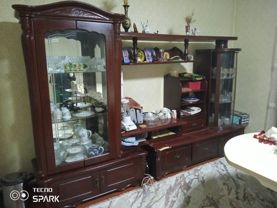 Горка гостиная для зала