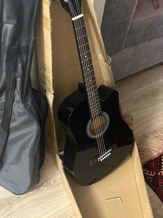 Kabat gitara akustik