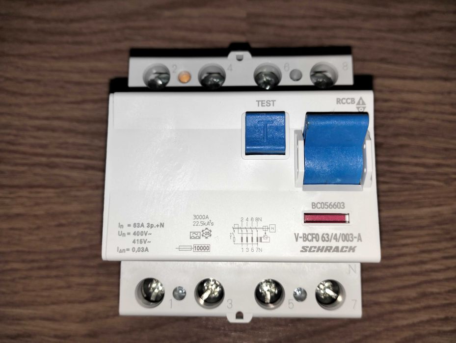 Intreruptor automat diferential Schrack 63A 4poli 30mA , NOU