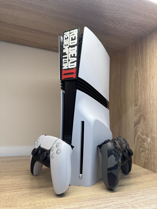 Playstation 5 pro с дисководом с двумя джостиками