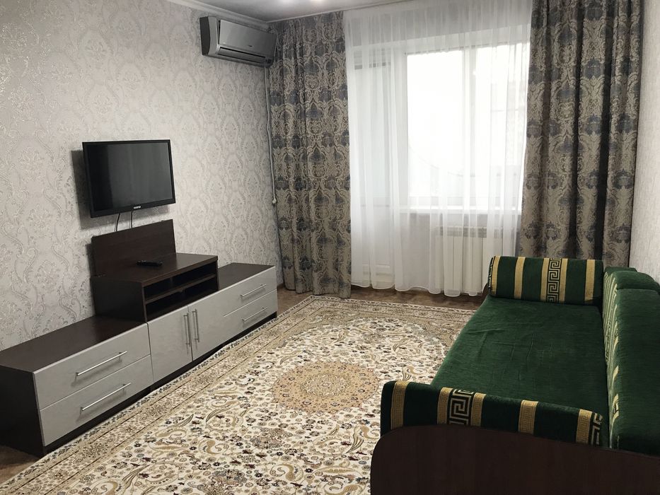 Сдам в аренду 2-х ком. кв. со всеми удобствами на длительный срок в це