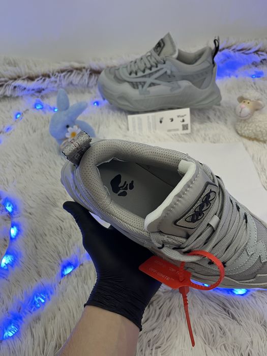 Off White odsy 1000