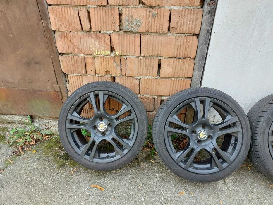 Roti jante aliaj Platin cu anvelope de vara 205/45 R17