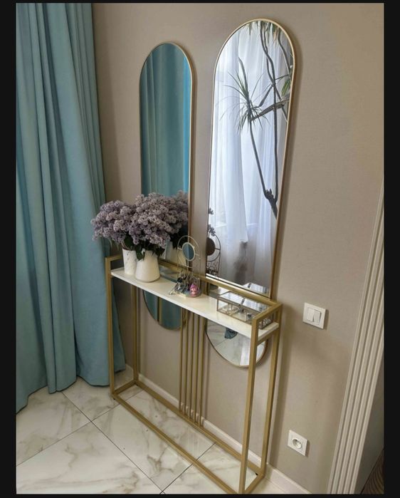 Консоль для прихожей