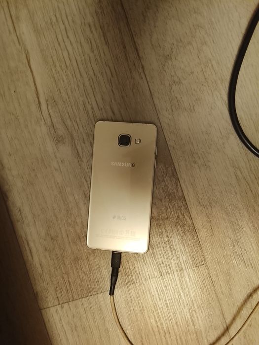 Самсунг а5 работает