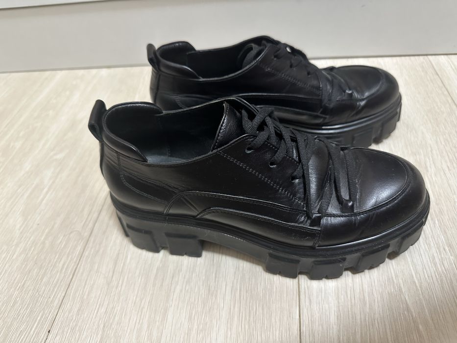 Продам женские лоферы