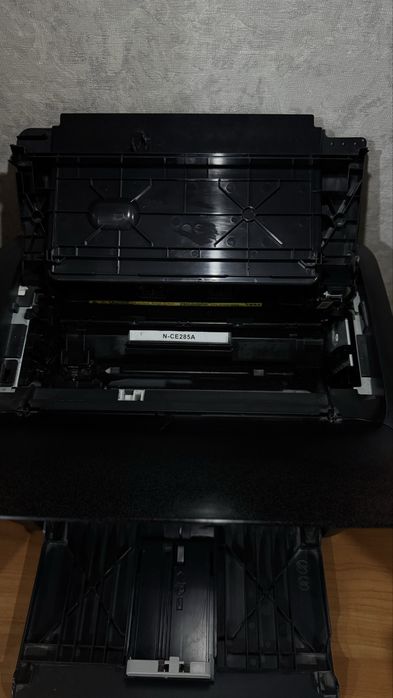 Продам принтер Canon F166400