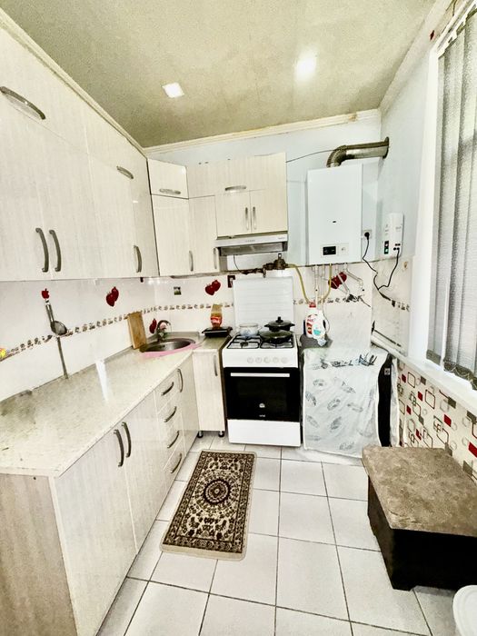 Продаётся 3 ком центральный базар