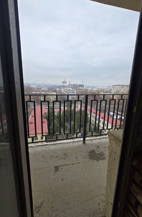 Продаётся 3-х  комнатная квартира Янгихаёт Спутник 7