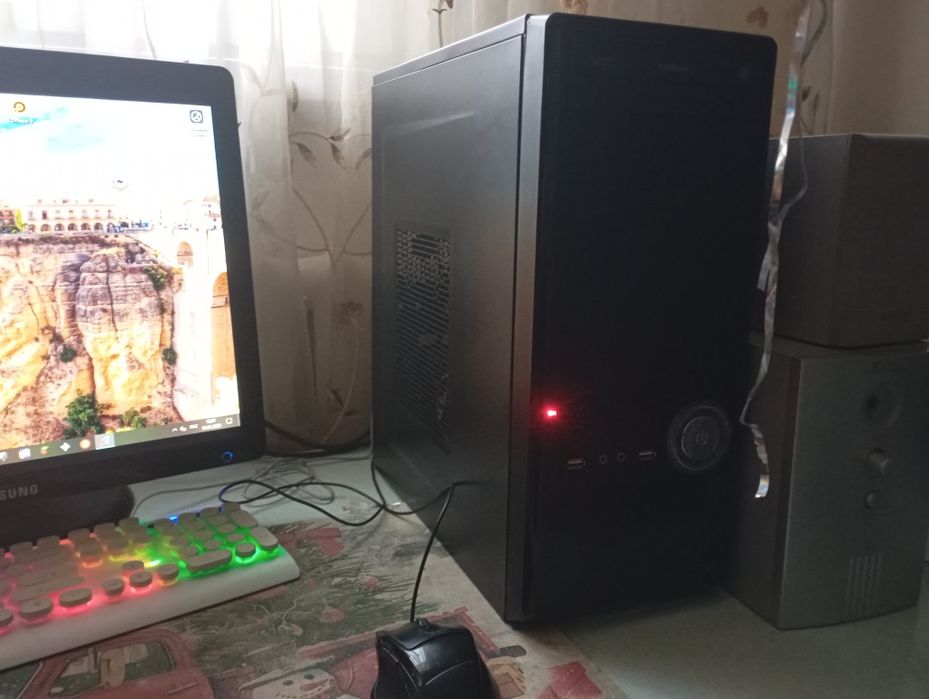 Продам компьютер.