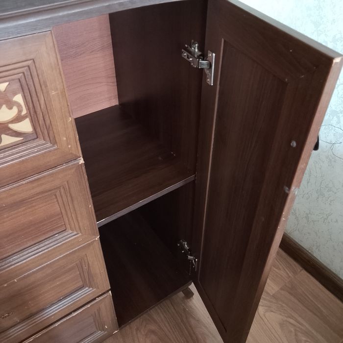 Отдам комод в хорошем состоянии