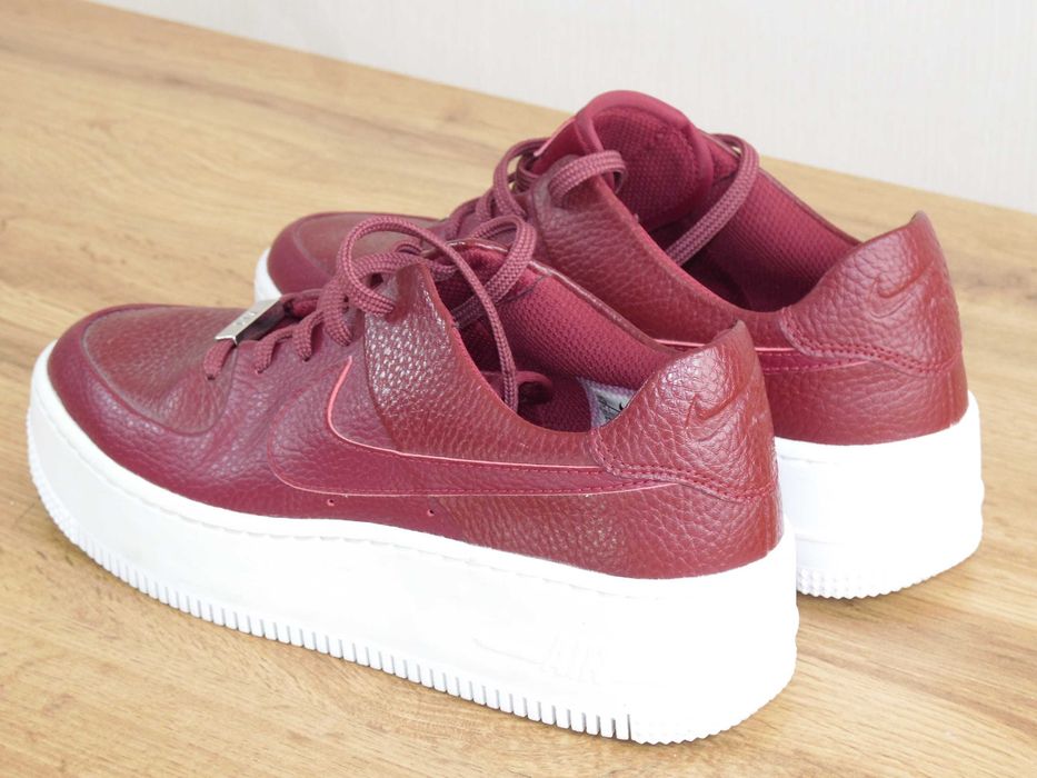 Nike Air Force 1 Sage Low Team Red - 38,5 номер Оригинални!