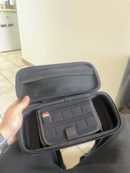 Vand Nintendo Switch Oled in stare perfecta !!