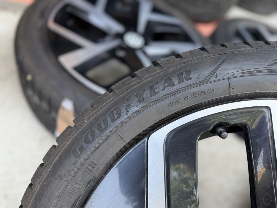 Roți originale VW ID.3 Wellington R19 215/50 R19 Goodyear iarnă Ca Noi