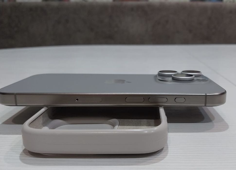 Iphone 15 pro 128 gb