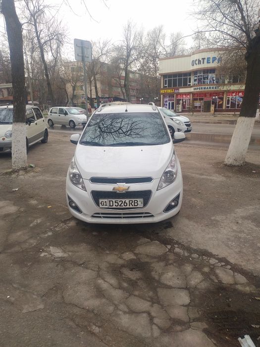 Spark lehkavoy mashina