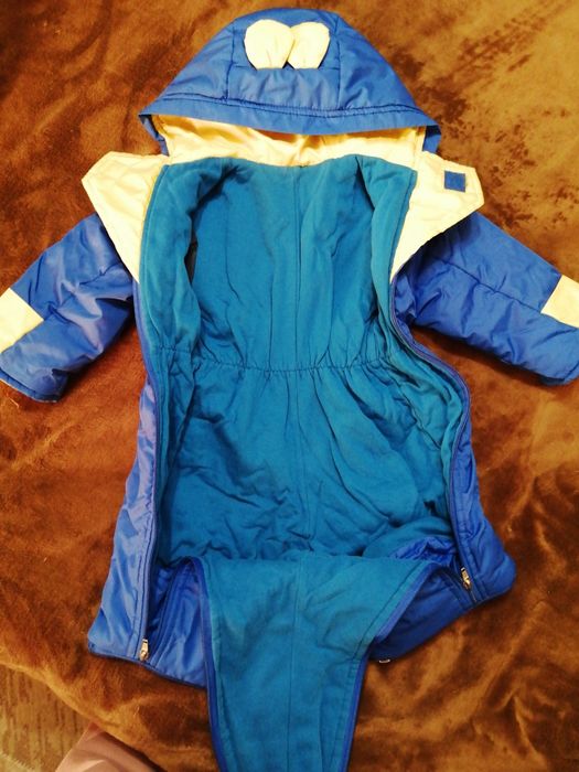 Продам детский весенний комбинезон