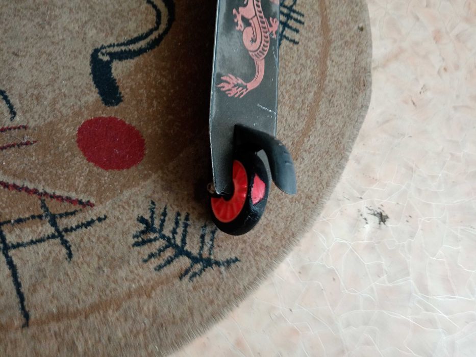 Продам самокат детский