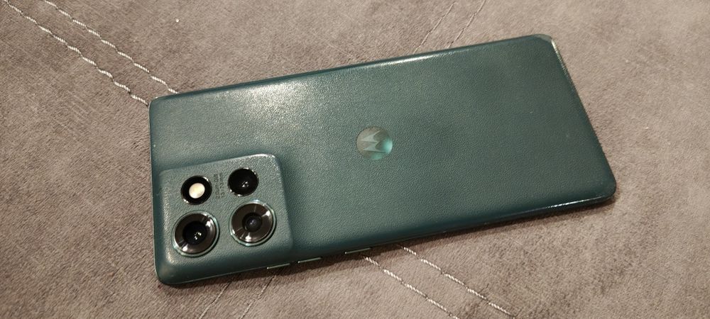 Motorola 50 Edge 12GB RAM 128 GB + Ceas Moto Fit