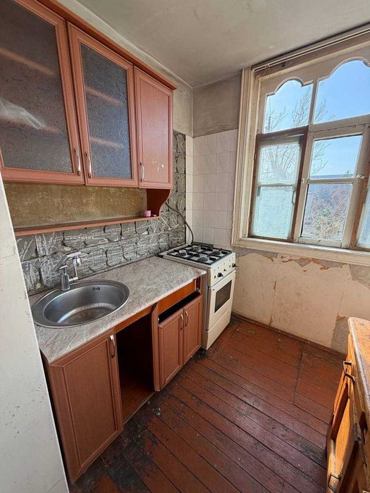 Сдается 2х комнатная квартира ор.р Шарк2 Чевар 1.8 млн сум