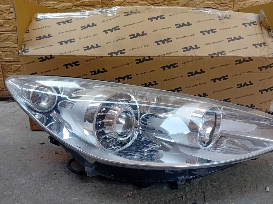 Set faruri cu lupe peugeot 308(2011-2016)